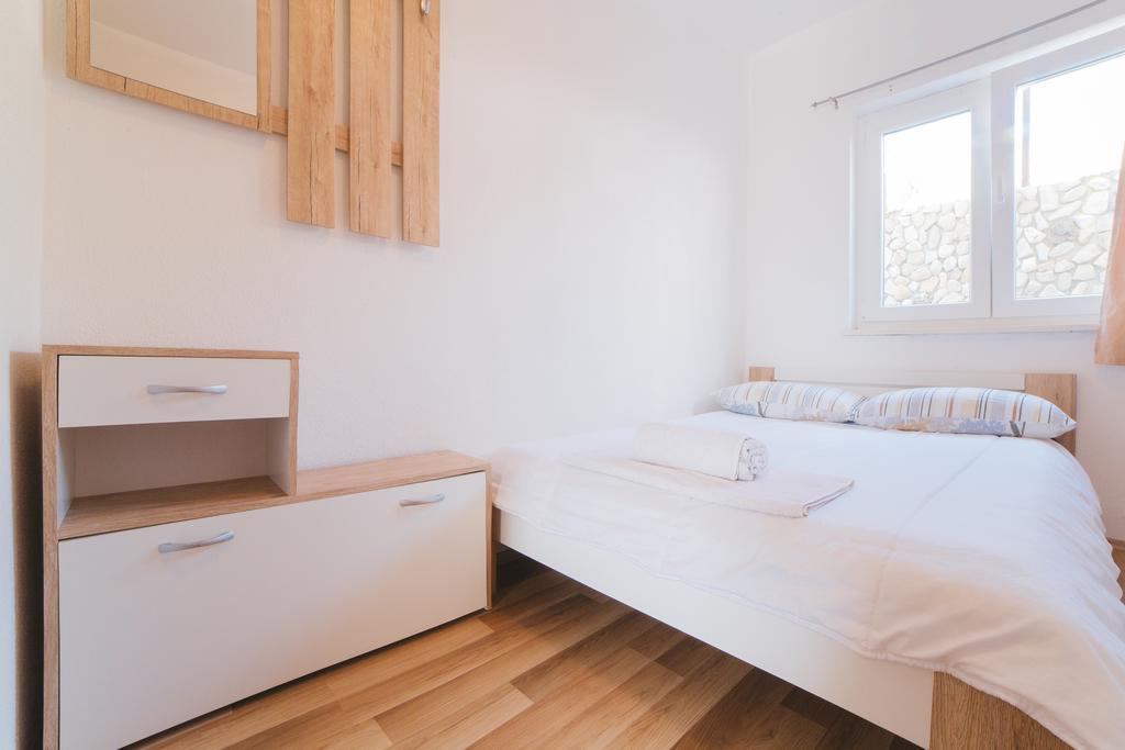 Apartment Chiara Дугі-Рат Екстер'єр фото